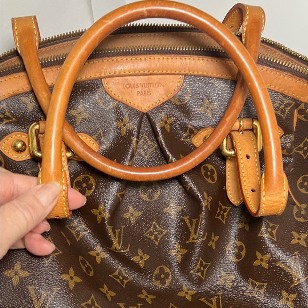 Louis Vuitton Tivoli GM bag in Monogram Canvas. - Picture 2 of 10